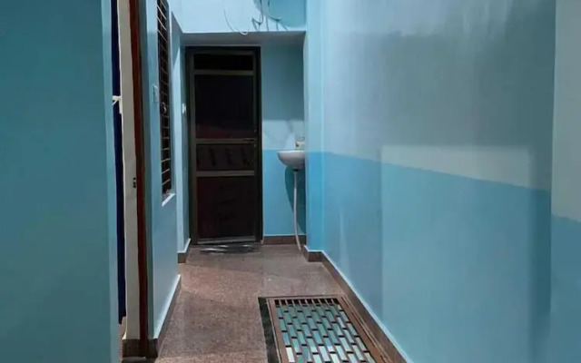 Dhanwantri Niwas Guest House By GRB