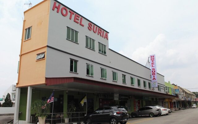 Capital O 90843 Suria Lahat Hotel
