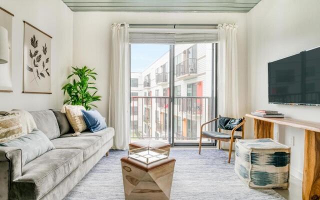Lodgeur at Mid Main Lofts