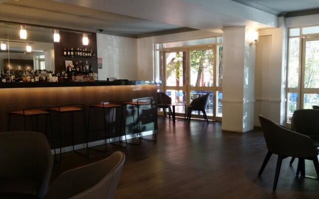 Silkari Urban CKS Sydney Airport Hotel
