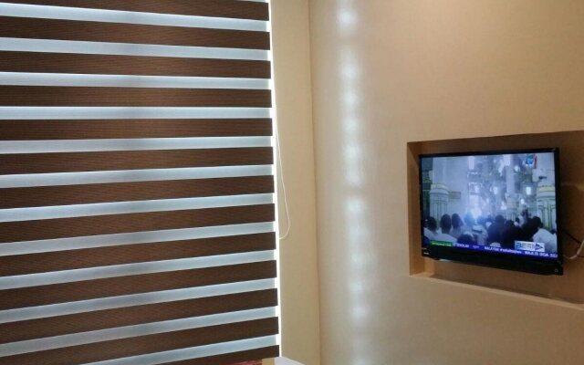 Hotel Zamburger Lamb Special