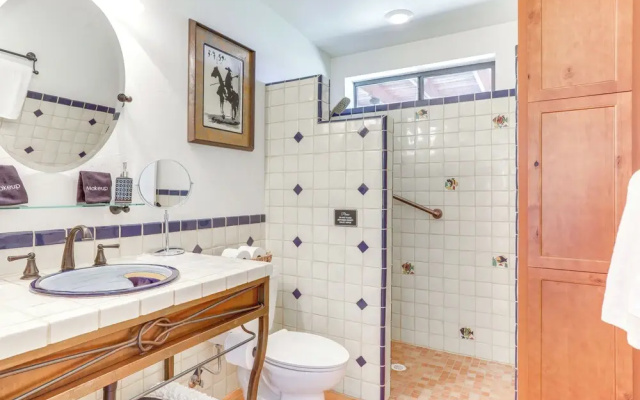 Near Hiking: Mtn-view Tucson Studio Retreat