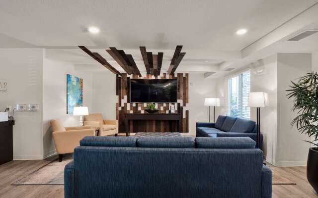 WaterWalk Extended Stay by Wyndham Charlotte - Arrowood