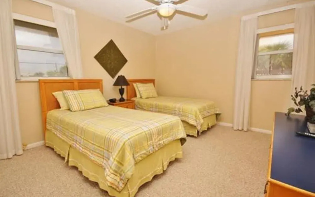 Coastal Waters 400B Apartment 3
