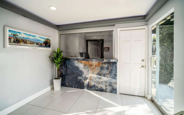 Rodeway Inn & Suites Pasadena