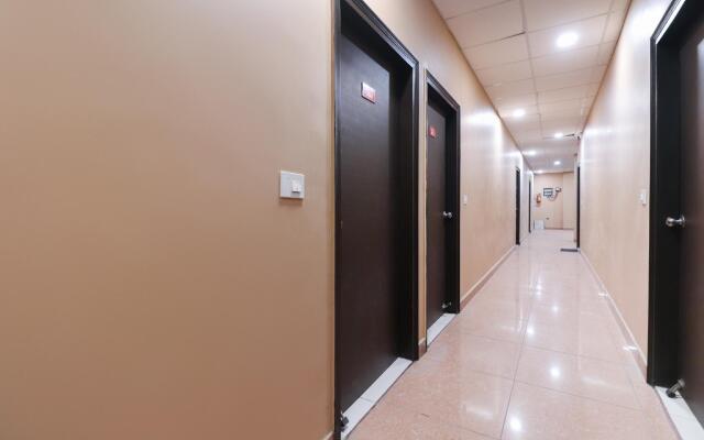 OYO 64950 Hotel Royal plaza