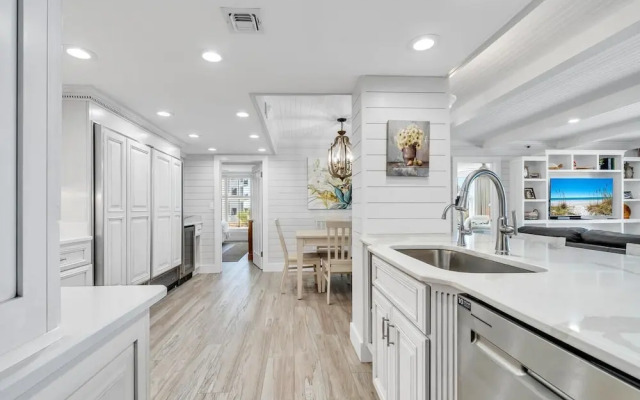 Waterview Towers 201