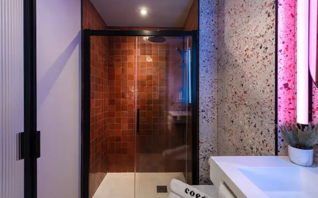 Coeo Peña Design Apartments
