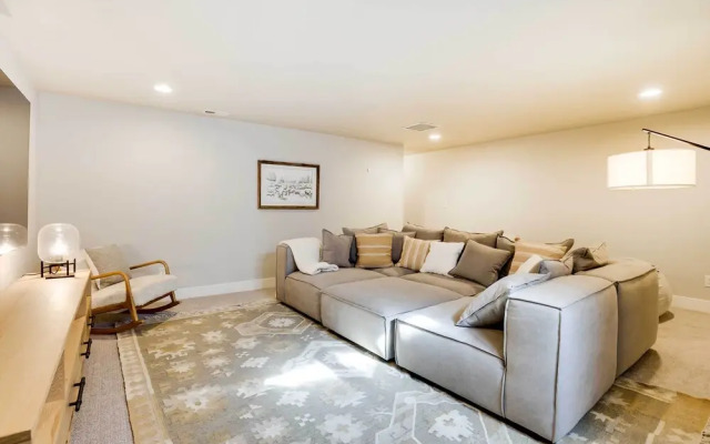 Cozy Tabernash Home w/ Fireplace & Mountain Views