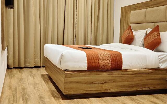 Hotel Pearl Wood By OYO Rooms