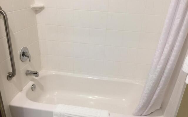 Comfort Suites Uniontown