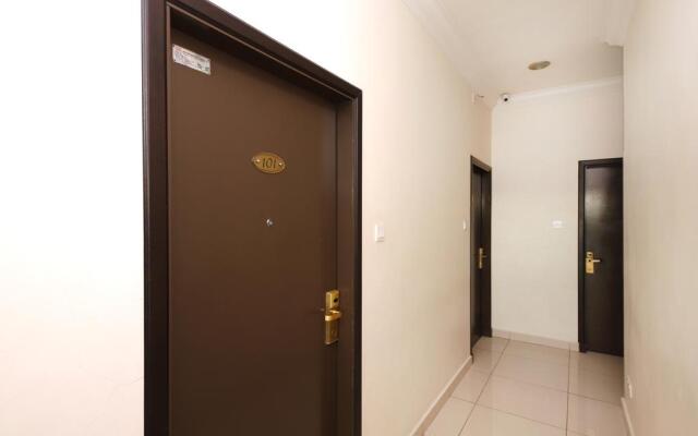 OYO 750 Comfort Hotel