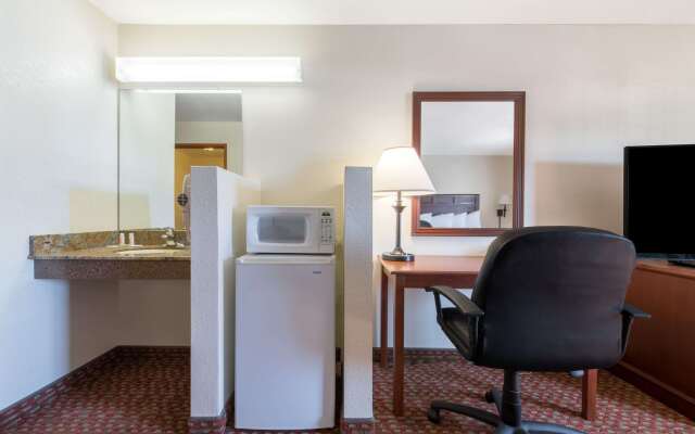 Super 8 by Wyndham Abilene South