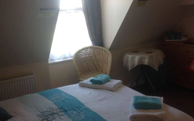 Cleasewood Guest House