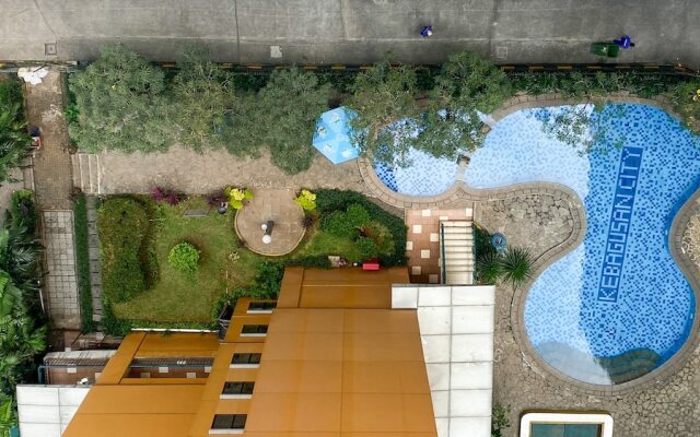 Spacious And Homey 2Br At Kebagusan City Apartment
