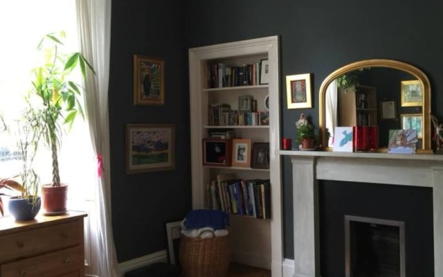 1 Bedroom Apartment Next To The Meadows