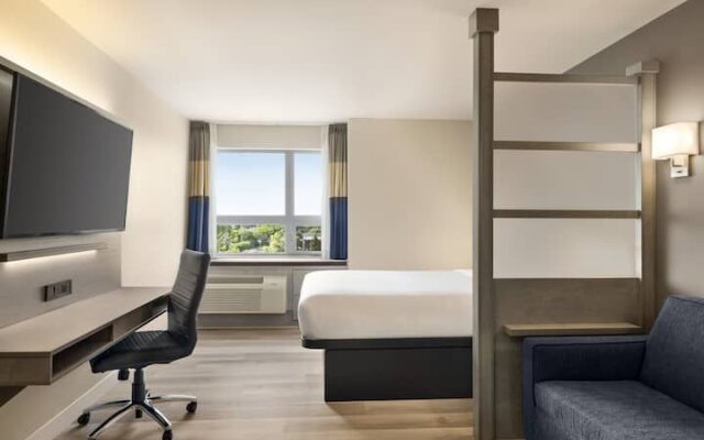 Microtel Inn & Suites By Wyndham Boisbriand