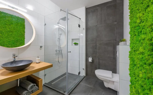 High End Suite Klauzal with AC