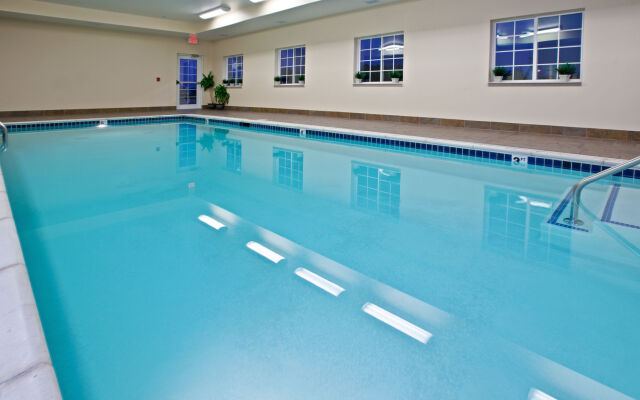 Candlewood Suites Louisville North by IHG