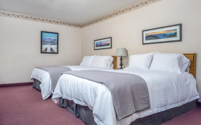 Mountain Village Lodge