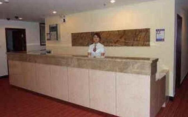 Super 8 Hotel Beijing Nanzhan