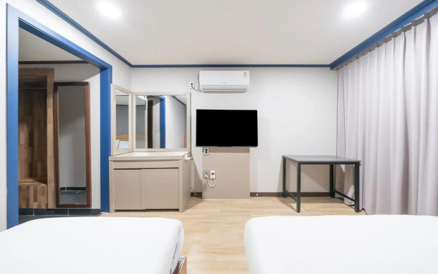 Noblesse Hotel
