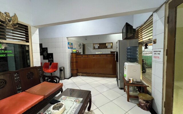 OYO 92675 Hotel Rosna