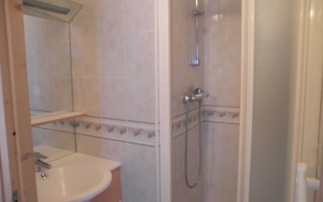 Lou Services Apartment CH196  LSI 001