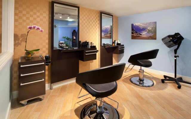 Moana Surfrider, A Westin Resort & Spa, Waikiki Beach