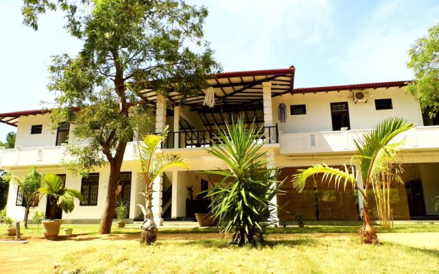 Saman Resort