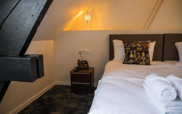 Guzy hotel