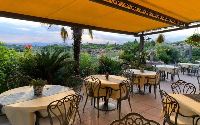 Hotel La Dolce Vita
