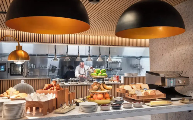 Holiday Inn Melbourne Bourke Street Mall by IHG