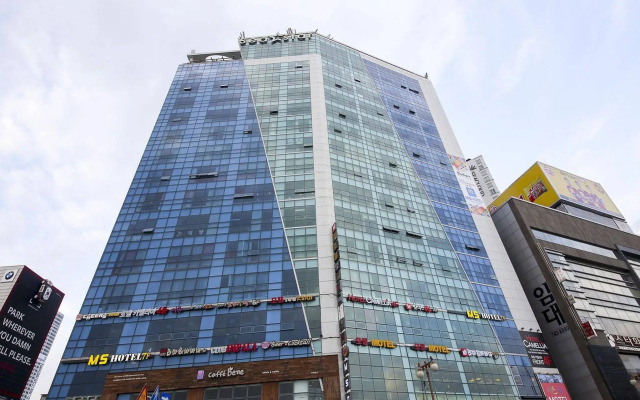 Nuri Hotel
