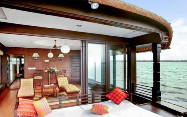 3 BHK Houseboat in Avalookunnu P.O, Alappuzha, by GuestHouser (1B28)