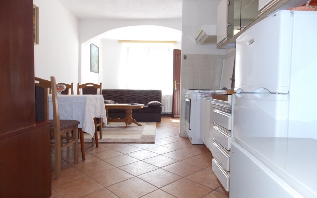 Apartment Ivo - with parking : A4 - PRIZEMLJE Malinska, Island Krk