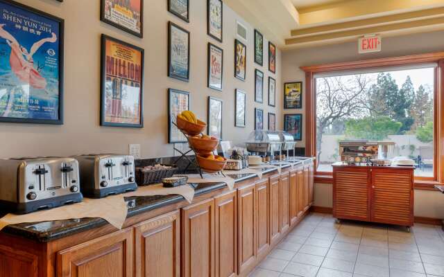 Best Western Plus Thousand Oaks Inn