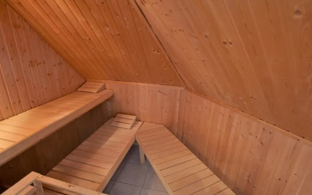 Luxury Holiday Home With Sauna