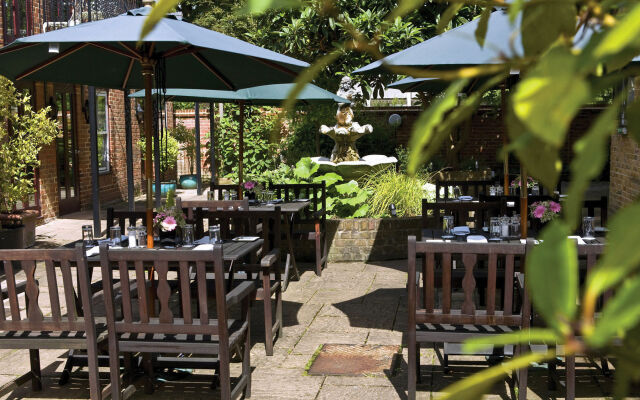 Cotswold Lodge Hotel