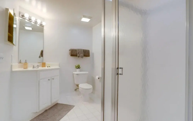 Fantastic Condo Ballston with gym