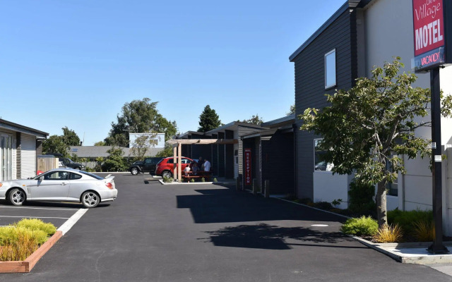 Oxford Village Motels