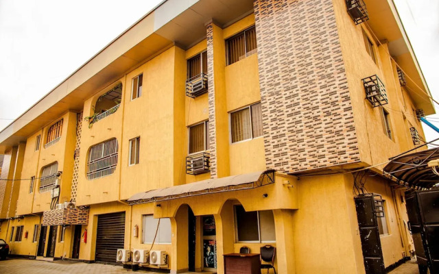 Tobby Royal Suites