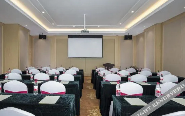 Vienna International Hotel (Hengyang huayao city)