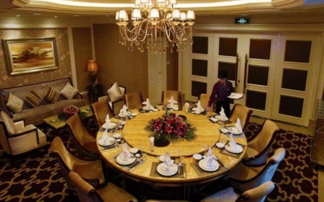 Golden Bauhinia International Hotel
