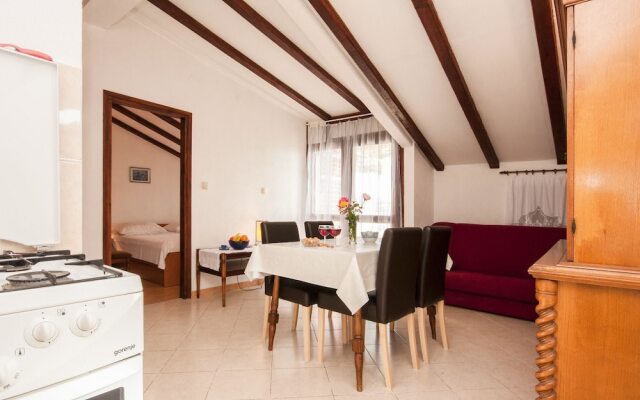 Apartments Nikica Primosten