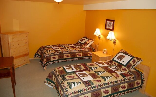 Fernie Tightlines Lodge