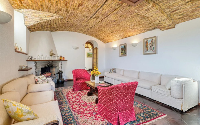 Timeless Escape Villa - Garden and Sea