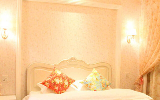 Full House Theme Hotel- Wuzhen