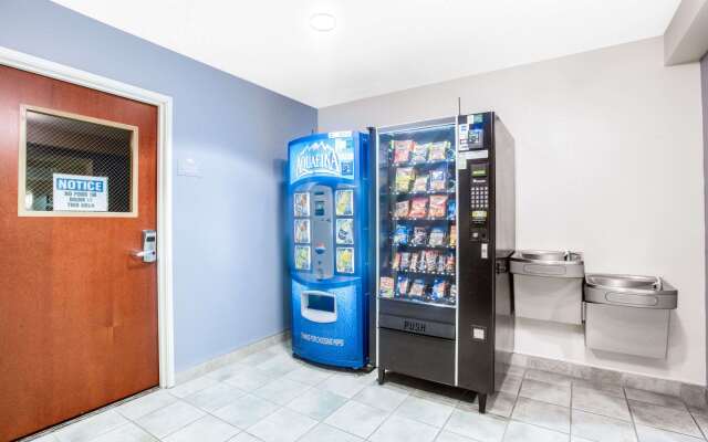 Microtel Inn & Suites by Wyndham Bath