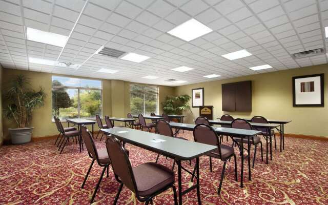 Отель Wingate By Wyndham Chattanooga